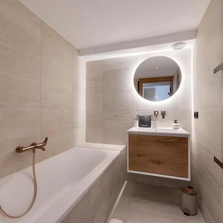 Apartment A Val-d'isere, Ideal 6 Pers. - Fr-1-567-147